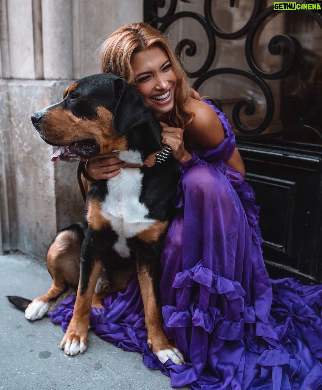 Mélanie Dedigama Instagram - #HAPPYLOVE 🐶💜 . #mydog #smile #happy #hug #picofthedays #sundaymood #dresses #loveyou Paris, France