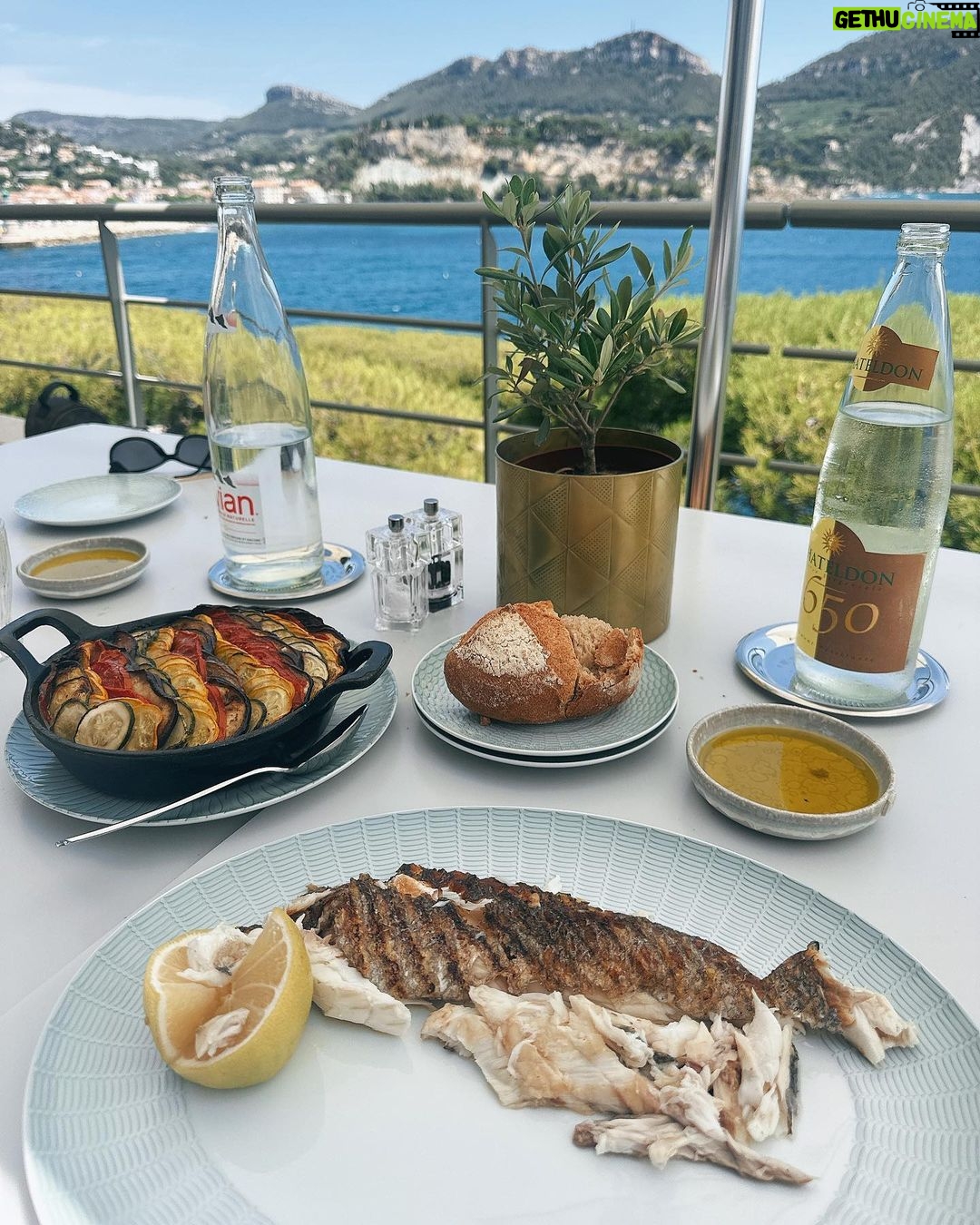 Maddy Burciaga Instagram - Lovely Day 🍋 Cassis
