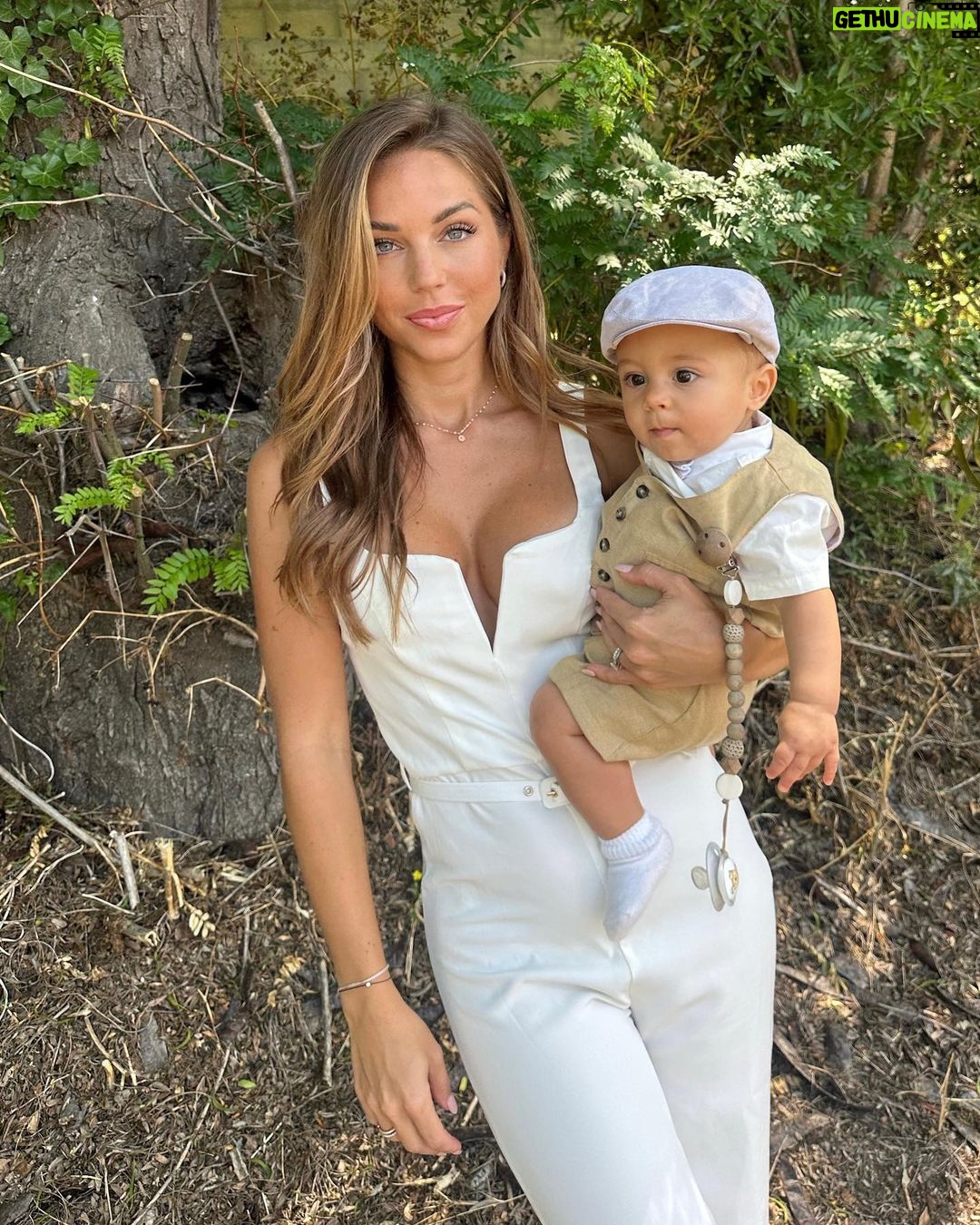 Maddy Burciaga Instagram - Combien sur 10 pour sa tenue ? 🥹🫶🏼 Marseille, France