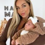 Maddy Burciaga Instagram - Mon Pti Ourson 🧸 Je le bouffe dans cet ensemble 🥹 - Sa combi et la mienne viennent de chez @sheinfrance_ ✨ Jusqu’a -85% pour le Black Friday + mon code MADDY22 ☺️ #SHEINblackfriday #sponsorise Emirate of Dubai