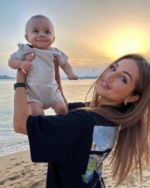 Maddy Burciaga Instagram - Week-end 🫶🏼