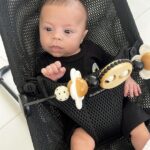 Maddy Burciaga Instagram - 2 Mois dans 2 Jours 🥺 Ça passe tellement vite… je l’aime à un point c’est indescriptible… ❤️ ce petit être a chamboule mon coeur pour toujours ❤️ Je t’aime mon fils meme si pour le moment tu ressemble plus à ton pere qu’a moi 🤣 Emirate of Dubai