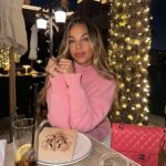 Maddy Burciaga Instagram - Night Out 💕 Rendez-vous sur le site SHEIN France ! Soldes d’hiver à partir de 10 Janvier : Jusqu’à -70 % sur toutes les catégories + 15% des 29€ d’achats ou -20% à partir de 69€ d’achats avec mon code 💕 SHMADDY 💕 #SHEINsoldesdhiver2024 #SHEINpetitprix @sheinfrance_ @sheinofficial #publicite Madinat Jumeirah