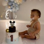 Maddy Burciaga Instagram - 30/09/2022 🥹🎂 1 an que ce petit être à chamboulé notre vie, cet amour indescriptible qu’on ressent chaque jours, notre petit bonheur, ce petit coquin qui a soufflé sa première bougie 🥹🫶🏼 Papa & Maman t’aime très fort ❤️ Joyeux anniversaire Andrea 🎂 Dubai, United Arab Emirates