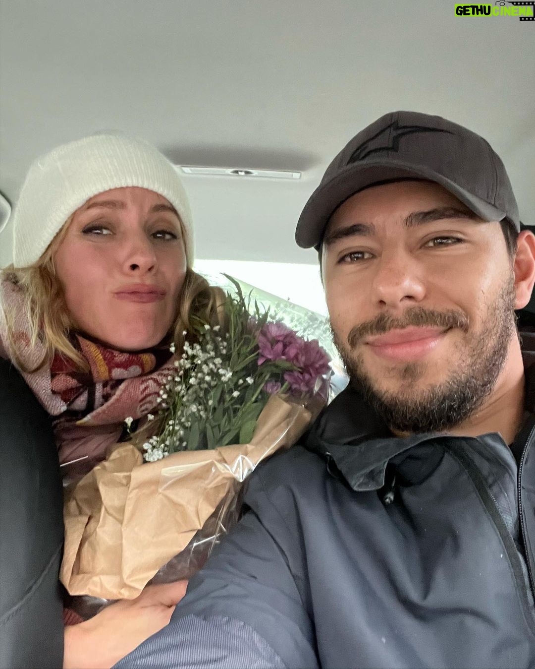 Maggie Civantos Instagram - Hoy si que el revoltijo de emociones es grande! mixed feelings … it’s a wrap!🎥 #versalles Os voy a extrañar… I’m going to miss you, chingones! 🖤 Monterey, Mexico