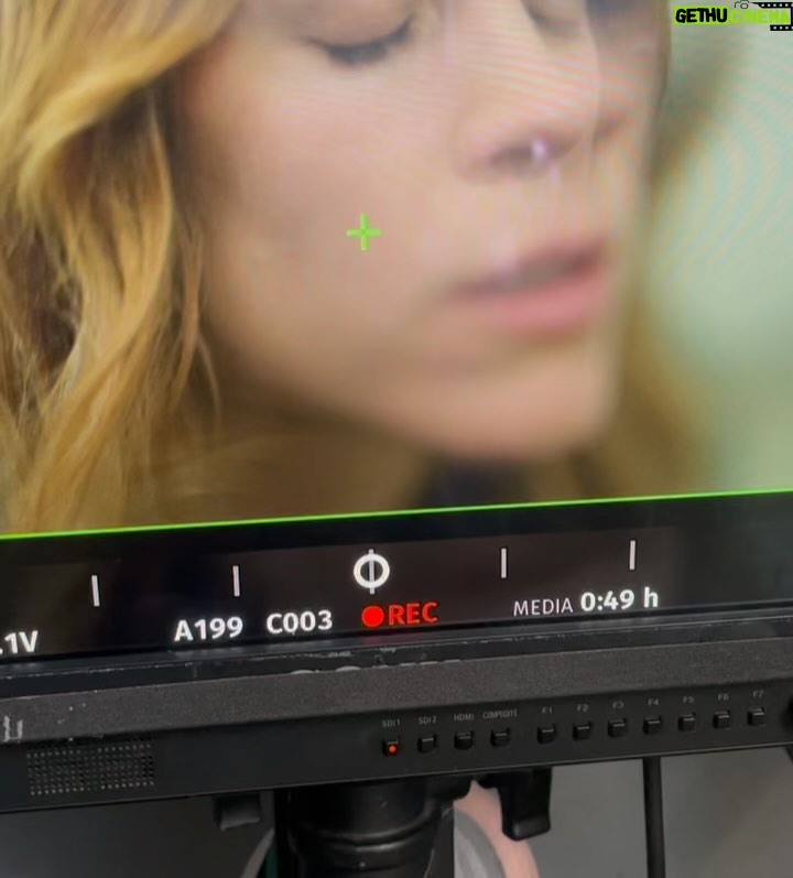 Maggie Civantos Instagram - Hoy se estrena @la_pasion_turca_ en @atresplayer Y no os podéis imaginar la emoción y ganas que tengo de que la disfrutéis porque está hecha con muuucha pasión… fue un proyecto intenso, muy particular para mi, donde conocí gente increíble y donde además de dejarnos la piel, también tuvimos momentos inolvidables, de muchas risas… Ahora ya es vuestra… This project was so special for me, it was a unique experience. We worked intensively with incredible people and pushed the boundaries. … we had fun, and laughed a lot… I wish you could enjoy with the passion we shared!
