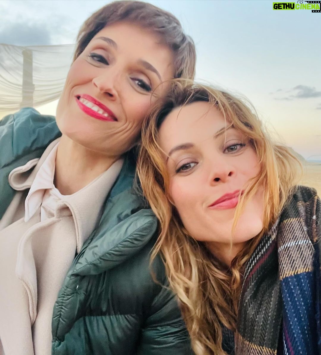Maggie Civantos Instagram - Hoy se estrena @la_pasion_turca_ en @atresplayer Y no os podéis imaginar la emoción y ganas que tengo de que la disfrutéis porque está hecha con muuucha pasión… fue un proyecto intenso, muy particular para mi, donde conocí gente increíble y donde además de dejarnos la piel, también tuvimos momentos inolvidables, de muchas risas… Ahora ya es vuestra… This project was so special for me, it was a unique experience. We worked intensively with incredible people and pushed the boundaries. … we had fun, and laughed a lot… I wish you could enjoy with the passion we shared!