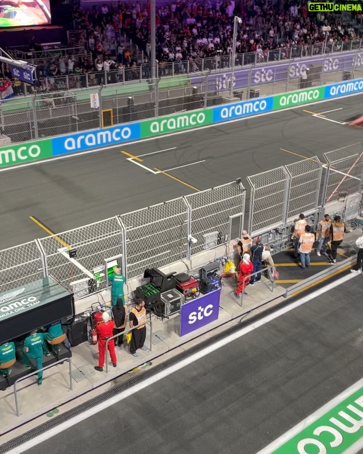 Malaika Arora Instagram - How my 12 hours in Jeddah for the F1 Grand Prix looked like. My journey was a thrill ride of its own, making the race feel like a pit stop in comparison! #f1 ……. Thank you for the incredible experience @saudiarabiangp @f1 @f1paddockclub
