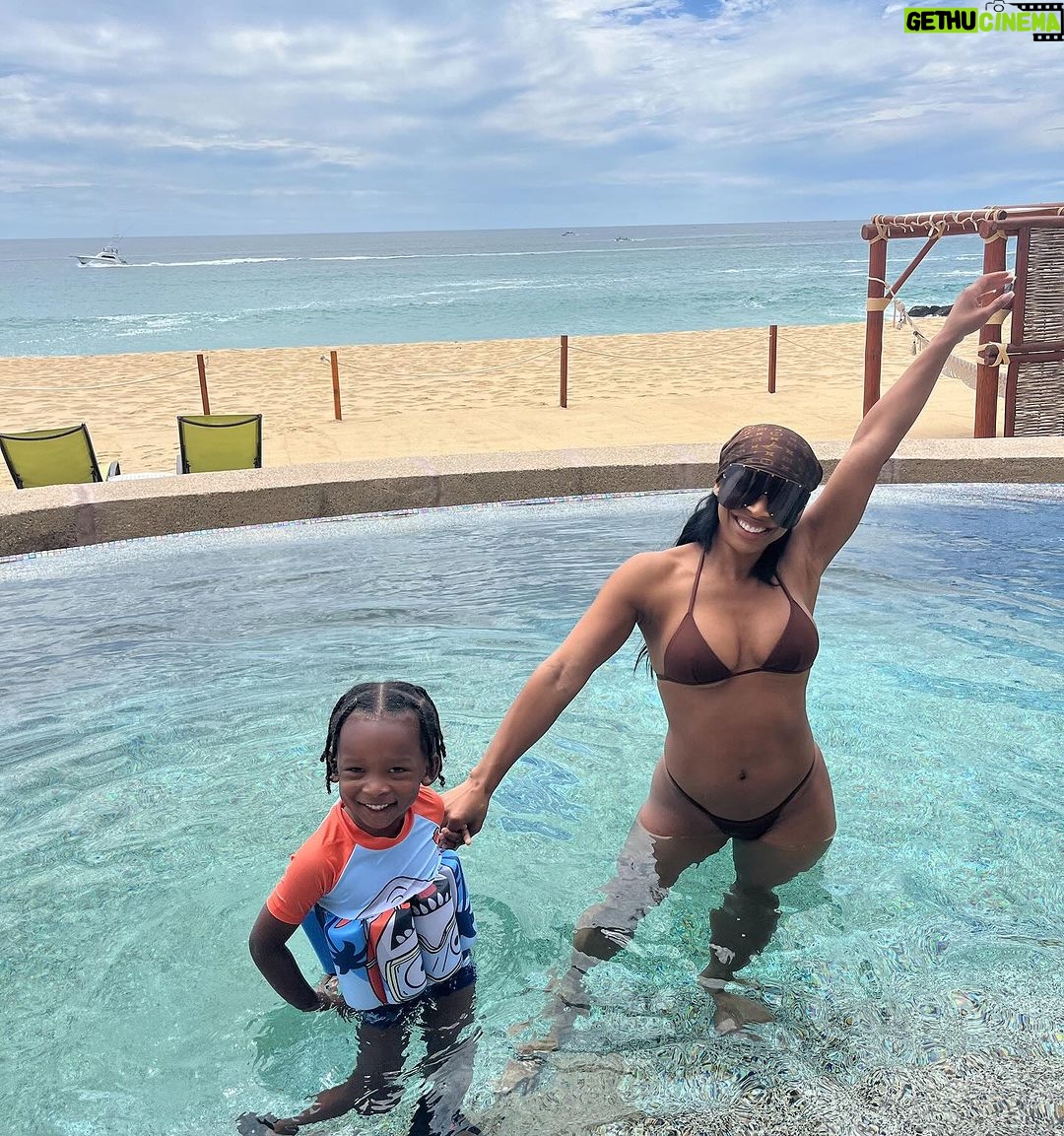 Malika Instagram - A slide full of memories with my Ace. The beautiful back drop and perfect vibes brought to us by @wapedregal Waldorf-Astoria Pedregal Los Cabos