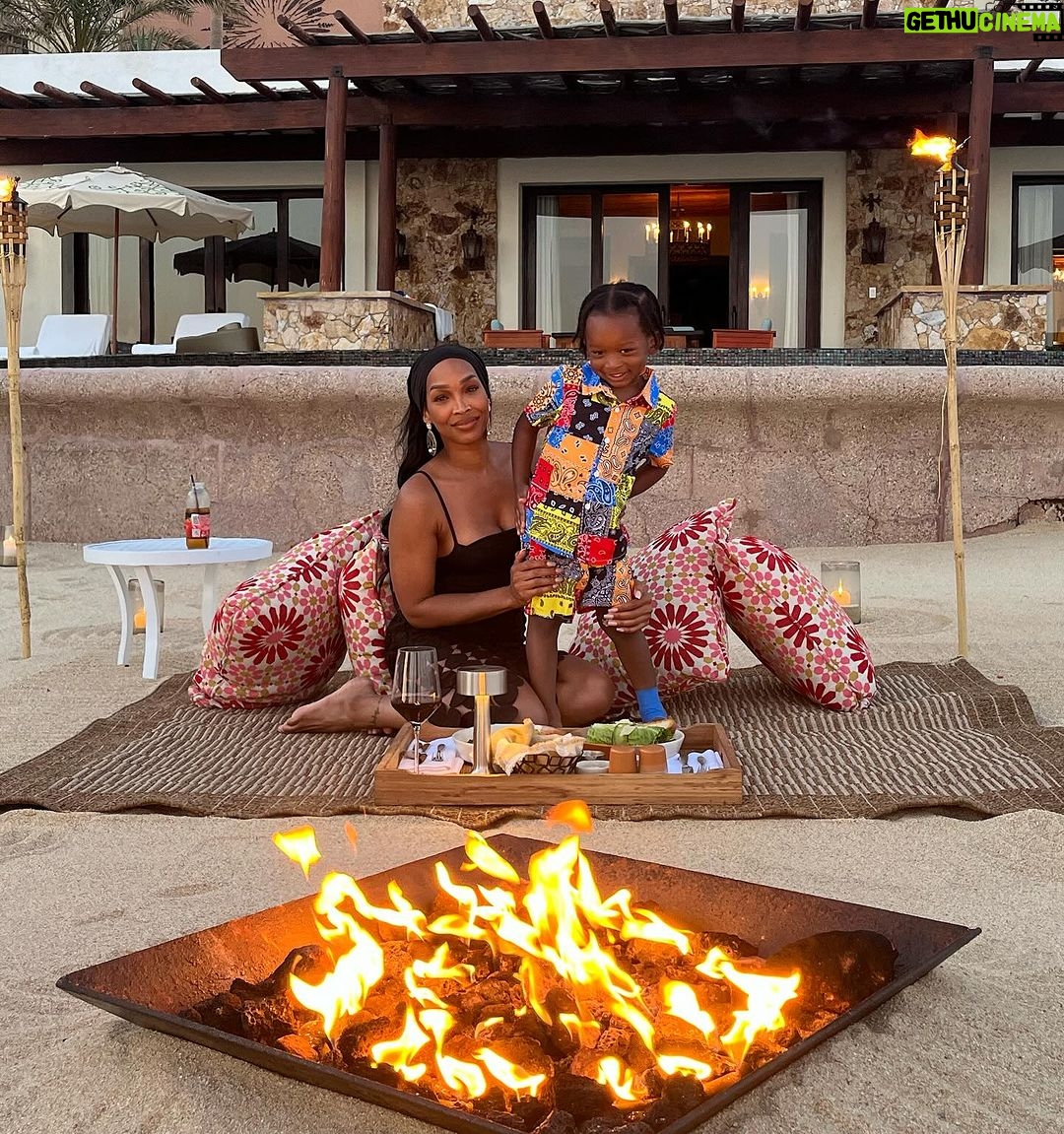 Malika Instagram - A slide full of memories with my Ace. The beautiful back drop and perfect vibes brought to us by @wapedregal Waldorf-Astoria Pedregal Los Cabos