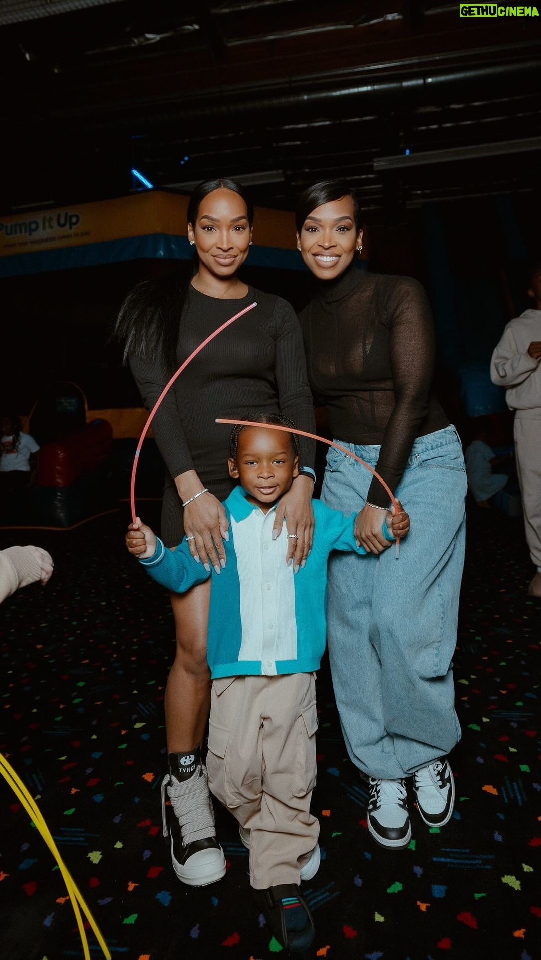 Malika Instagram - Ace is 4ever young. I’ll always work to keep this smile on your face and immeasurable joy in your heart. Happy 4th Birthday #YoungAF Thank you family & friends for celebrating my baby. We love you so much! @realproductions.inc @the.poshparty.studio @pumpitup