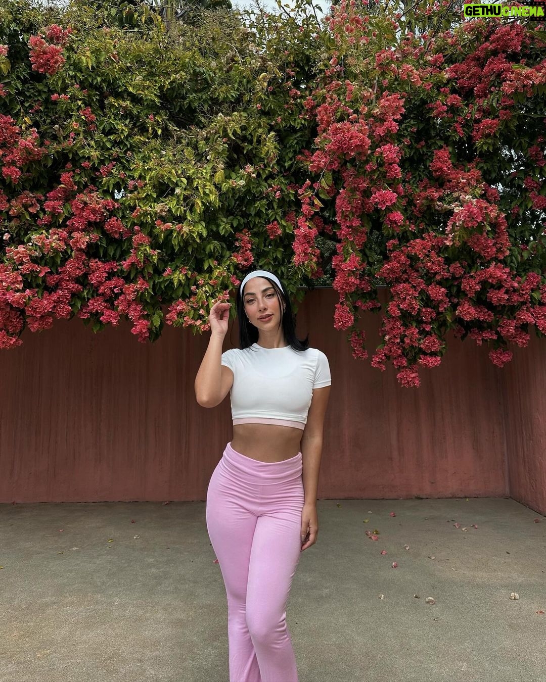 Mar铆a Chac贸n Instagram - Girl therapy con @clarinsusa 馃尭 Beverly Hills, California