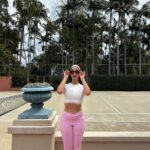 María Chacón Instagram – Girl therapy con @clarinsusa 🌸 Beverly Hills, California