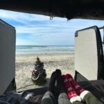 María Chacón Instagram - 25•12•23🎄❤️🌊☕️🧦 Feliz navidad :)