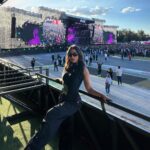 María Chacón Instagram - Un cuerpo a lo galactic ella pa perrear se sabe toda la tactic… No superamos lo bueno que estuvo este año el @cocacola_flow ❤️ Coca-Cola Flow Fest