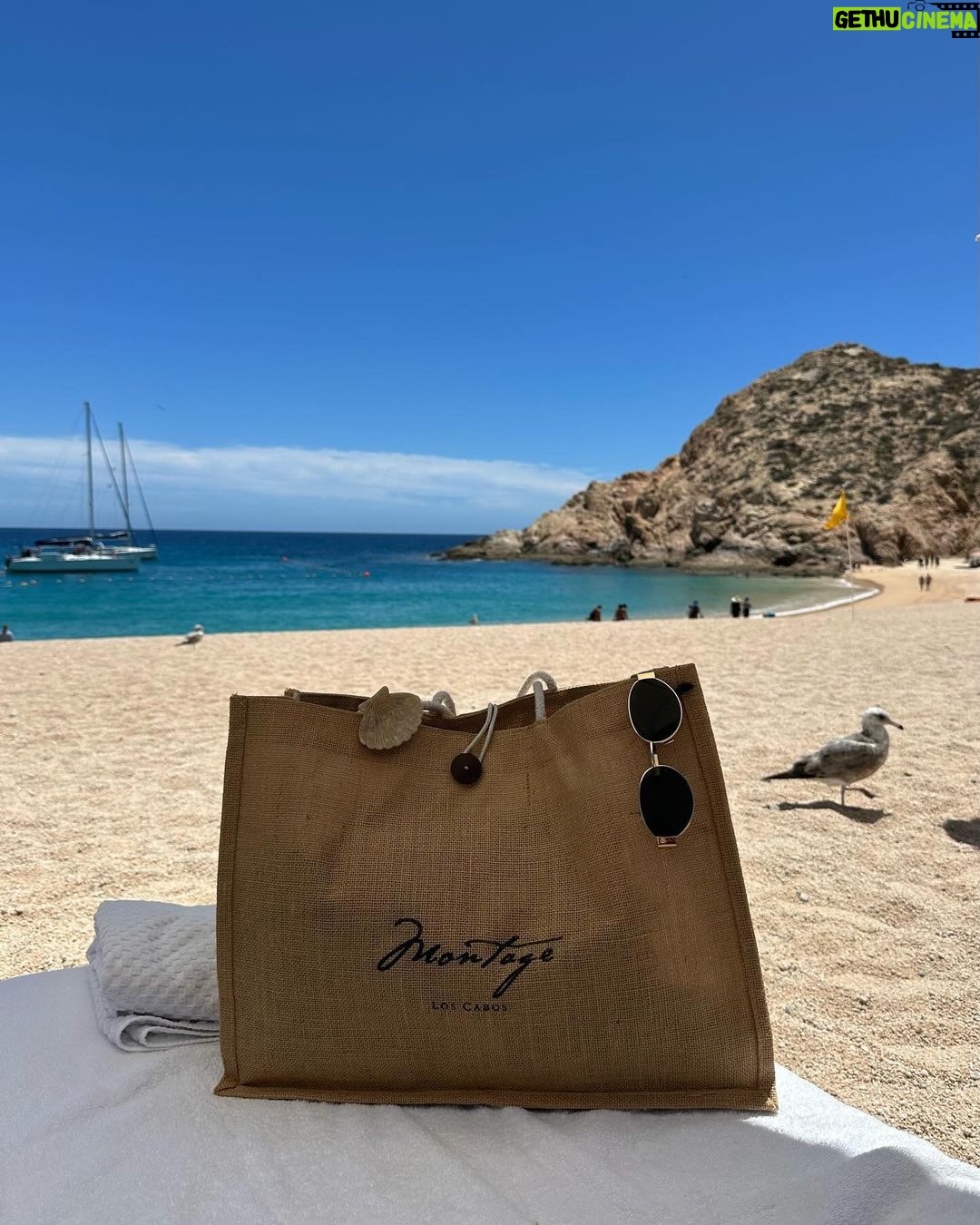 María Chacón Instagram - más feliz en la playa🩵 Los Cabos B.C.S. México