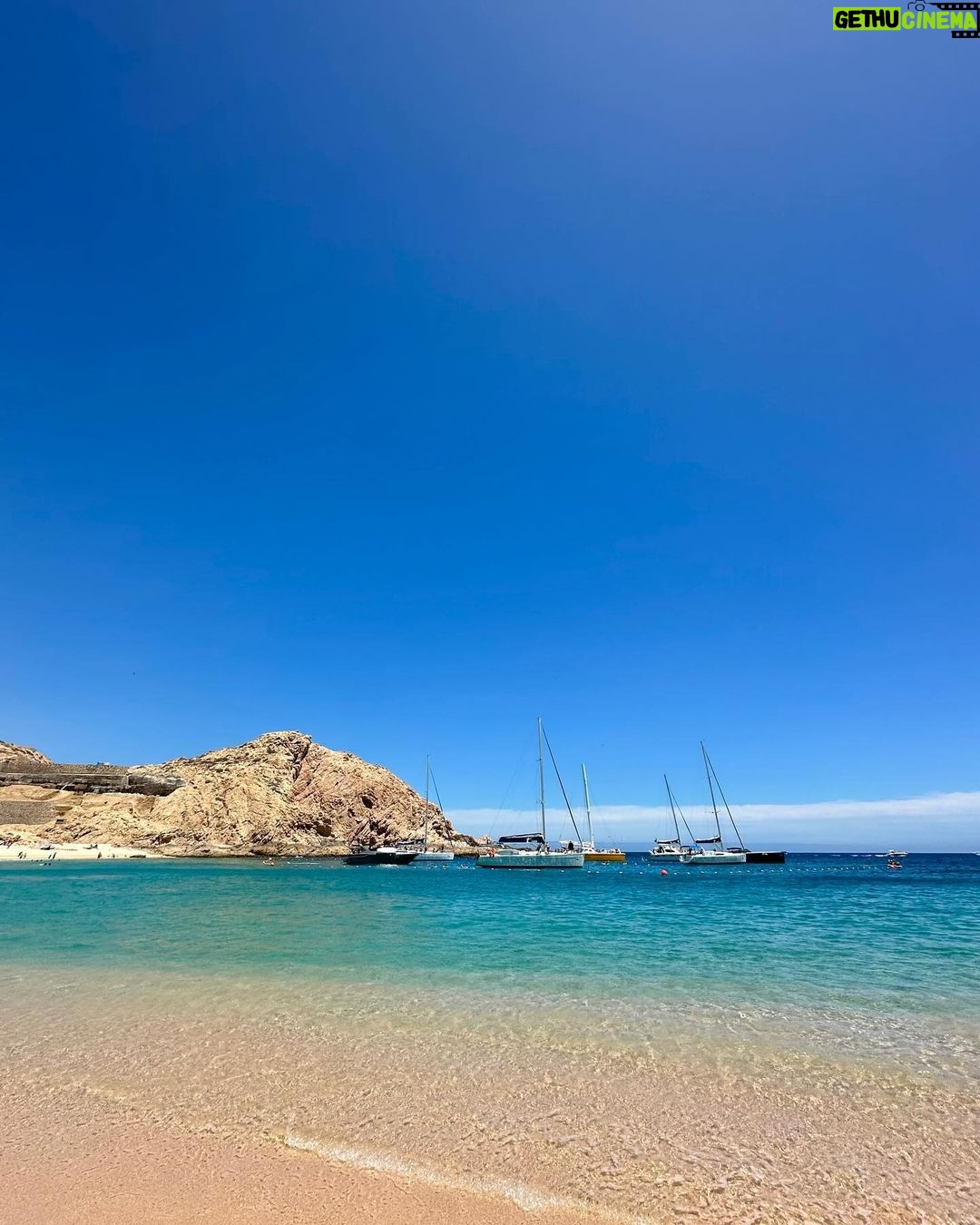María Chacón Instagram - más feliz en la playa🩵 Los Cabos B.C.S. México
