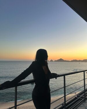 María Chacón Instagram - otro dumpcito de cabo 🌊 porque 😍