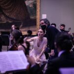 María Valverde Instagram - Pasear entre las obras del Museo del Prado, llenar sus salas de música, de poesía, de arte, de juventud… de Encuentros. De nuevo, gracias a todos los que lo habéis hecho posible ❤. #FudandciónDudamel Imágenes: @samanthalopezs ---- Having a walk through the @museoprado, filling its halls with music, poetry, art, youth... of Encuentros. Once again, thanks to all who made it possible ❤. #FundaciónDudamel Pics by @samanthalopezs