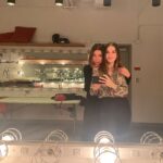 María Valverde Instagram - Hasta el infinito🌟 @inchisandrose