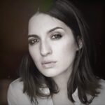 María Valverde Instagram - #AmorDeCuarentena Ya podéis comprar las entradas en www.scenikus.com y vivir una experiencia única ❤️. Todo lo recaudado con mis entradas irá destinado a la Federación Española de Bancos de Alimentos (@fesbal_org) y a la Federación de Asociaciones de Celíacos de España (@faceceliacos).