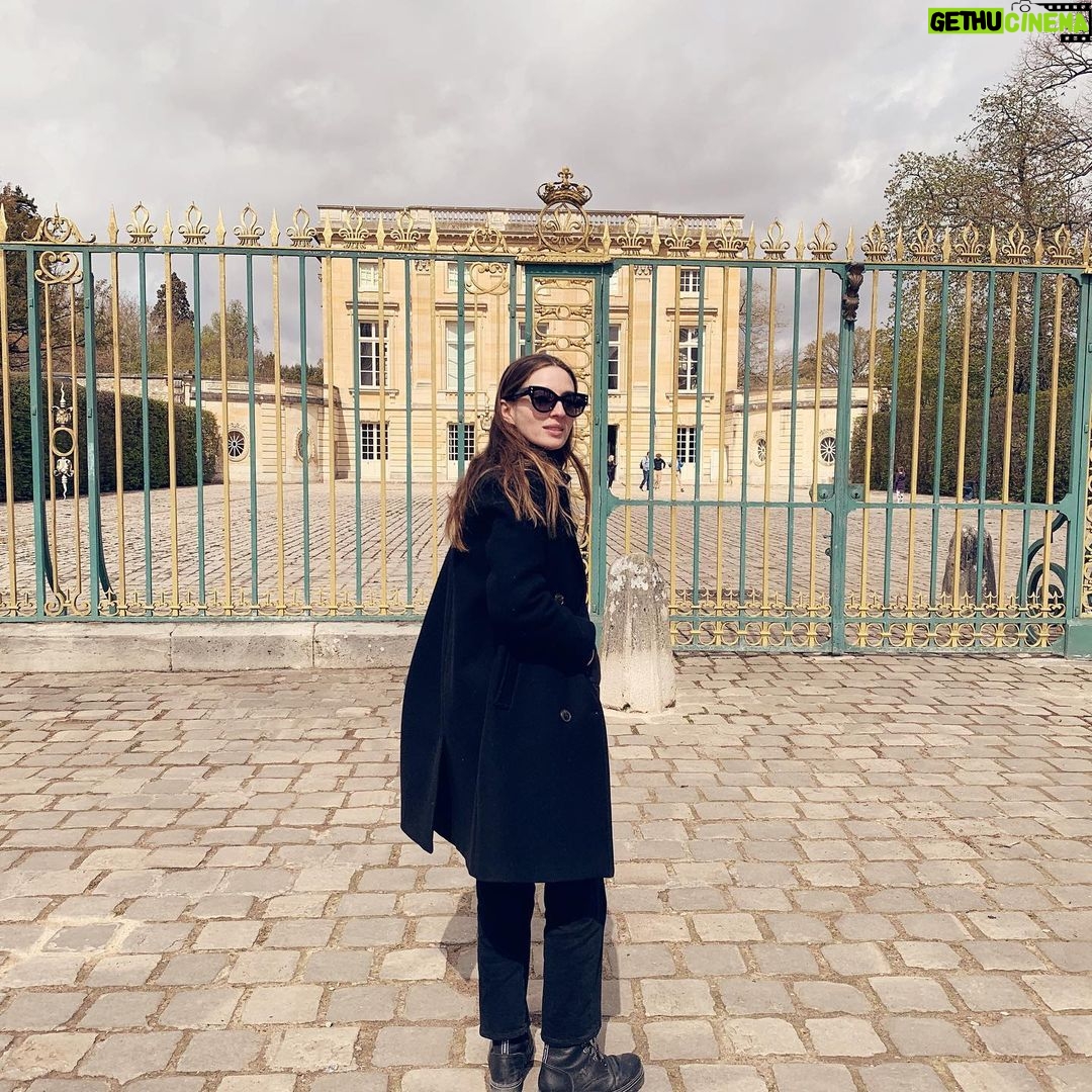 María Valverde Instagram - Take me back…