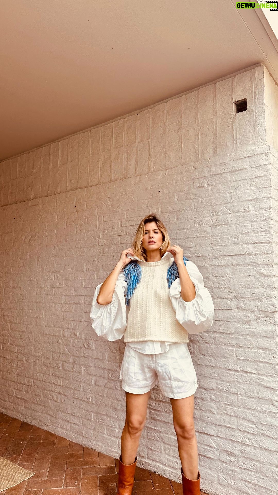María del Cerro Instagram - 🦋🦋🦋 @lanhtropyuruguay 🦋🦋🦋