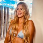 María del Cerro Instagram - Retratos by @eddierodriguez_23 Mk @celesteuria . Pd: de acá a febrero subiré fotos de verano 🤪🔥🏝️🏝️🏝️