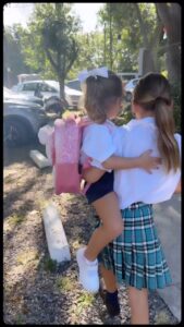 María del Cerro Instagram - “Mamá la puedo llevar a upa y mostrarle el colegio nuevo?”♥️🥹 Bendita su luz ♥️♥️