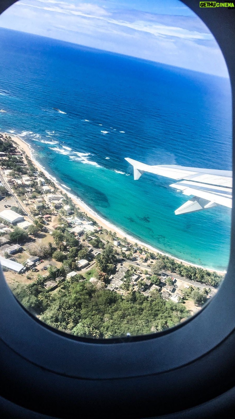 María del Cerro Instagram - Flybondi regala 6.666 pasajes de avión por día!!!!! durante seis días en una red social distinta a los primeros 6.666 que logren anotarse 😱. Si, leíste bien! Cumplen 6 años y están festejando a lo grande 😎. ¿Querés conseguir tu ticket de regalo? Mirá este reel que te explico como hacerlo 😉 ¡Estate atentos a las redes sociales de Flybondi y apurate que tenés tiempo hasta el domingo 11 inclusive! ✈️. Recordá que el cupo para conseguir tu pasaje es limitado. @flybondioficial #NuestroCumple #Flybondi