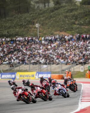Marc Márquez Instagram - No ha acabado el finde como esperábamos, pero salgo satisfecho de este fin de semana. Seguimos mejorando💪🏼

Weekend didn't finished as expected, but I'm satisfied with it. We keep improving!

#MM93 #PortugueseGP