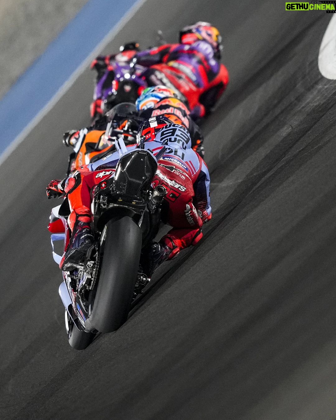 Marc Márquez Instagram - La primera carrera del año siempre es especial, vuelven esas mariposas que tanto echábamos de menos. El principal objetivo era hacer un fin de semana sólido y lo hemos conseguido (P.4) Gracias por todo el trabajo @gresiniracing 🤜🏼🤛🏼😁 First race of the year is always special, with those extra butterflies that we miss so much. Our main goal was to have a solid weekend and we achieved it (P.4) Thanks for all the hard work!! #MM93 #QatarGP Lusail International Circuit