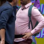 Marcos Veras Instagram - #VAMOINVADIRSUACASA 🏠 • ELE VOLTOOU PRA VIGORAR! 🗣️ @gildovigor retornou para fazer uma baguncinha rápida na casa. 😂 #BBB24 #RedeBBB @omarcosveras