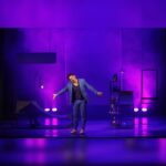 Marcos Veras Instagram - Ainda sobre o dia mundial do teatro No último fim de semana tive a honra de me apresentar com meu solo “ Vocês Foram Maravilhosos” no teatro mais antigo em atividade das Américas. A Casa da Ópera de Ouro Preto em Minas Gerais é uma construção de 1769. Uma energia e importância surreais. E ainda tive o prazer de me apresentar também no dia seguinte na acolhedora Itabira, terra do poeta Carlos Drummond de Andrade. Foram duas lindas sessões com lotação esgotada. Viajar pelo país fazendo teatro é uma experiência enriquecedora. E graças ao @teatroemmovimento isso foi possível. Obrigado @rubimproducoes . Obrigado à todos os mineiros e não mineiros presentes. A gente volta em breve. Viva o Teatro 🎭 Evoé ! 📷 @cesartropia @voces_foram_maravilhosos #diamundialdoteatro
