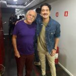 Marcos Veras Instagram - Que delícia que foi receber o mestre @aryfontoura na casa mais vigiada do Brasil. Invadiu e invadiu bonito. Vem mais por aí no #vamoinvadirsuacasa @bbb #bbb24 Curtiram?