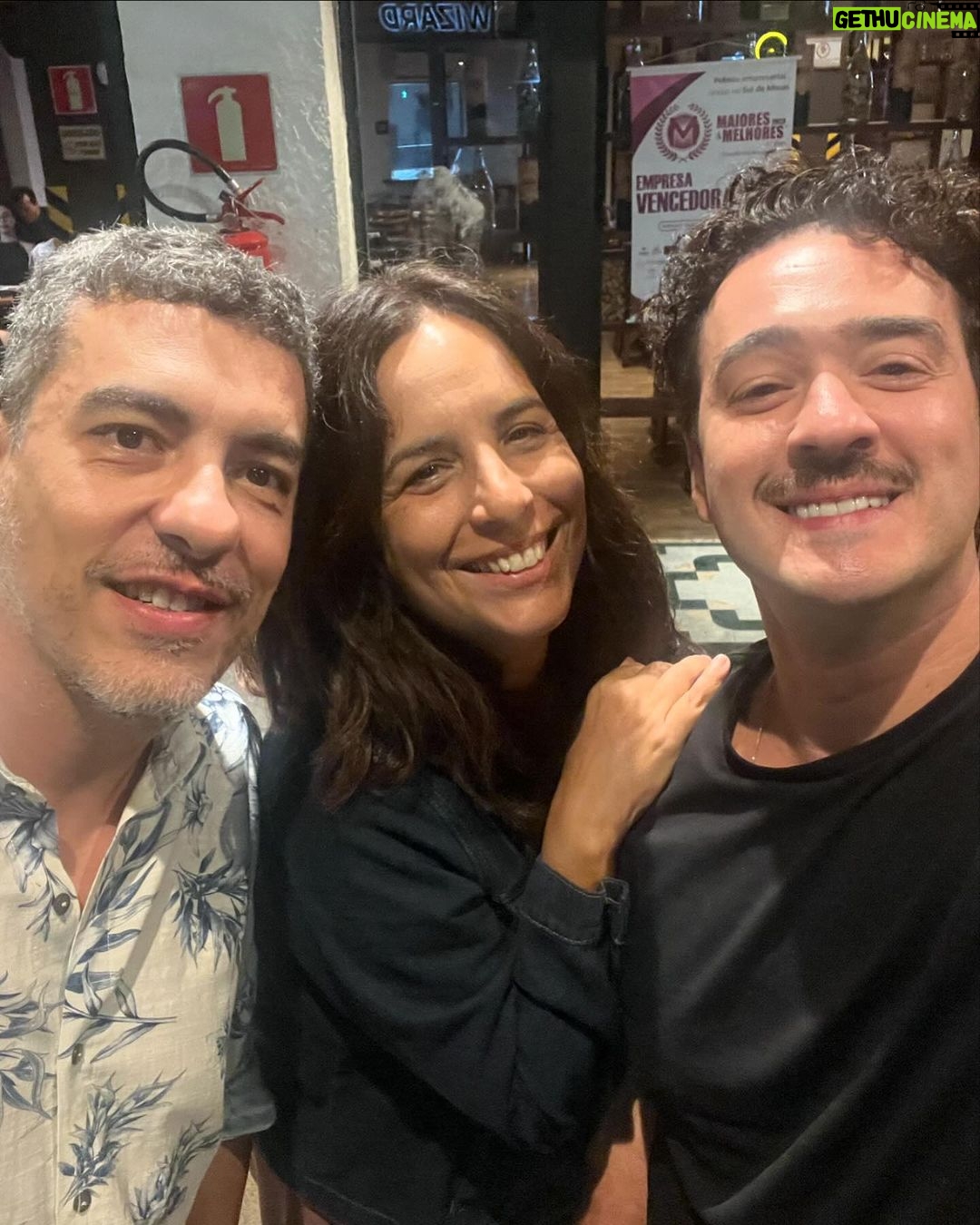 Marcos Veras Instagram - Um #tbt recente das filmagens recém terminadas de Turma da Mônica - Origens, série que estreia esse ano no @globoplay . Agradeço demais aos amigos da @bionicafilmes que realizaram o sonho de fazer parte de um universo tão importante na vida de todos nós. O mundo de Maurício de Sousa. Obrigado @belvaliante e toda equipe linda de direção . Obrigado aos meus colegas de elenco. Valeu Turma da Mônica. Foi lindo! E já já você vai poder ver #turmadamonica