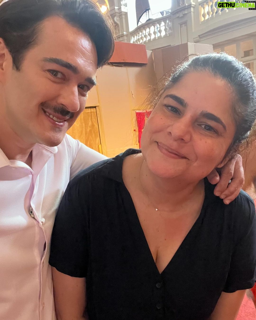 Marcos Veras Instagram - Um #tbt recente das filmagens recém terminadas de Turma da Mônica - Origens, série que estreia esse ano no @globoplay . Agradeço demais aos amigos da @bionicafilmes que realizaram o sonho de fazer parte de um universo tão importante na vida de todos nós. O mundo de Maurício de Sousa. Obrigado @belvaliante e toda equipe linda de direção . Obrigado aos meus colegas de elenco. Valeu Turma da Mônica. Foi lindo! E já já você vai poder ver #turmadamonica