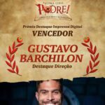 Marcos Veras Instagram - E ontem foi dia de ganhar prêmios! Nosso “ Alguma Coisa Podre” levou 5 destaques no @premiodid . Obrigado aos jurados pelo olhar carinhoso. E ano que vem vai ter @musicalpodre sim. Aguardem! Evoé 🎭❤️ Fotos @andysantanaoficial Look @merinoalfaiataria e @reserva_go