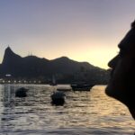 Marcos Veras Instagram - Do tempo que eu morava no Rio. Hoje moro na Barra. Zueira! Amo o Rio e amo a Barra. Ou seja, amo o Rio. Porém odeio o Rio e odeio a Barra. Ou seja . Viva o purgatório da beleza e do caos . Salve o Rio ( literalmente) Clique tirado pelo meu amigo lá do Rio @joaovicente27 em 1982 #riodejaneiro #aniversariodorio #459anosriodejaneiro