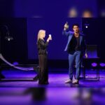 Marcos Veras Instagram - Ainda sobre o dia mundial do teatro No último fim de semana tive a honra de me apresentar com meu solo “ Vocês Foram Maravilhosos” no teatro mais antigo em atividade das Américas. A Casa da Ópera de Ouro Preto em Minas Gerais é uma construção de 1769. Uma energia e importância surreais. E ainda tive o prazer de me apresentar também no dia seguinte na acolhedora Itabira, terra do poeta Carlos Drummond de Andrade. Foram duas lindas sessões com lotação esgotada. Viajar pelo país fazendo teatro é uma experiência enriquecedora. E graças ao @teatroemmovimento isso foi possível. Obrigado @rubimproducoes . Obrigado à todos os mineiros e não mineiros presentes. A gente volta em breve. Viva o Teatro 🎭 Evoé ! 📷 @cesartropia @voces_foram_maravilhosos #diamundialdoteatro
