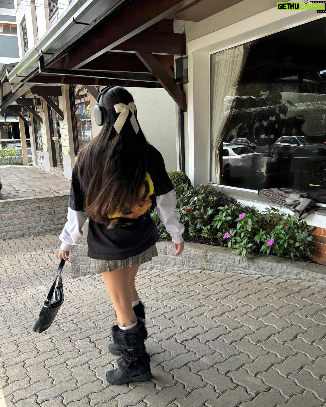 Maria Venture Instagram - um dia legal 🖤 Gramado, Rio Grande do Sul, Brazil