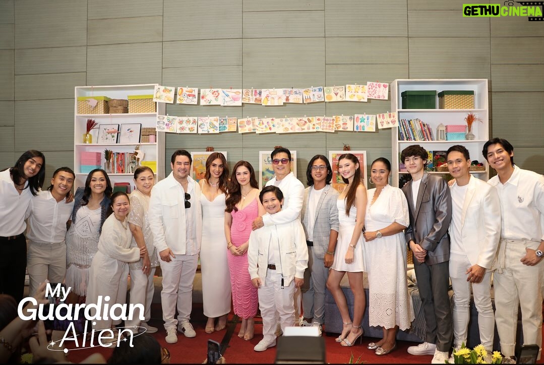 Marian Rivera Instagram - MY GUARDIAN ALIEN CAST, EXCITED NA! ð ICYMI: Last week, naganap ang Grand Mediacon para sa #MyGuardianAlien. Kumpleto ang cast para i-share ang excitement nila sa upcoming teleserye. Balikan ang mga pangyayari sa two-part Facebook live ng ating Kapuso Primetime Queen Marian Rivera! #MyGuardianAlienMediacon Part 1: https://bit.ly/49e6eCY Part 2: https://bit.ly/4azVIHt
