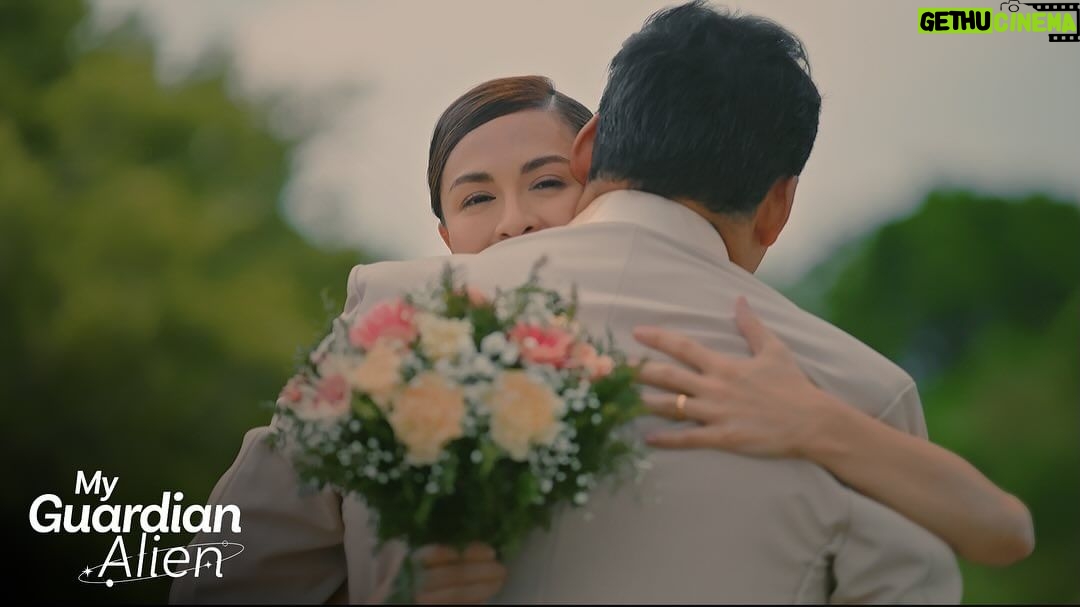 Marian Rivera Instagram - Masarap magmahal ng taong itinakda para sa iyo. ♥ Ipapadama sa atin ng tambalang Marian Rivera at Gabby Concepcion ang tamis ng pag-ibig na hahanap-hanapin natin. #MyGuardianAlien, simula April 1, 8:50 PM sa GMA Prime.