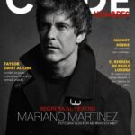 Mariano Martínez Instagram - Aquí en la última portada del año de @clydemagazine , retratado por el maravilloso ojo de @adhrianschmidt , les comparto mi alegría de regresar al teatro con una obra maravillosa que le prometemos se van a reír! 🎭❤️