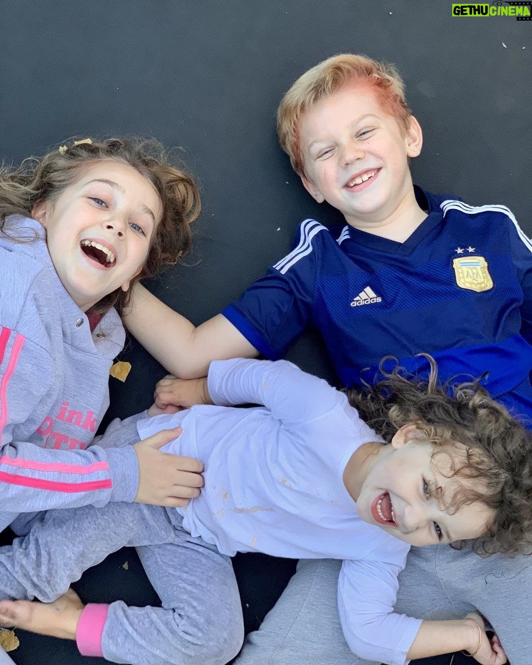 Mariano Martínez Instagram - #tbt de los amores de mi vida. ❤️🤤🥰