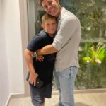 Mariano Martínez Instagram - Hijo feliz vuelta al sol!! Deseo que la vida te regale siempre momentos felices y puedas disfrutarlos a pleno. Te mereces todo lo mejor del mundo por tu corazón gigante como el sol. Te amo infinito Milo. ❤️🥰