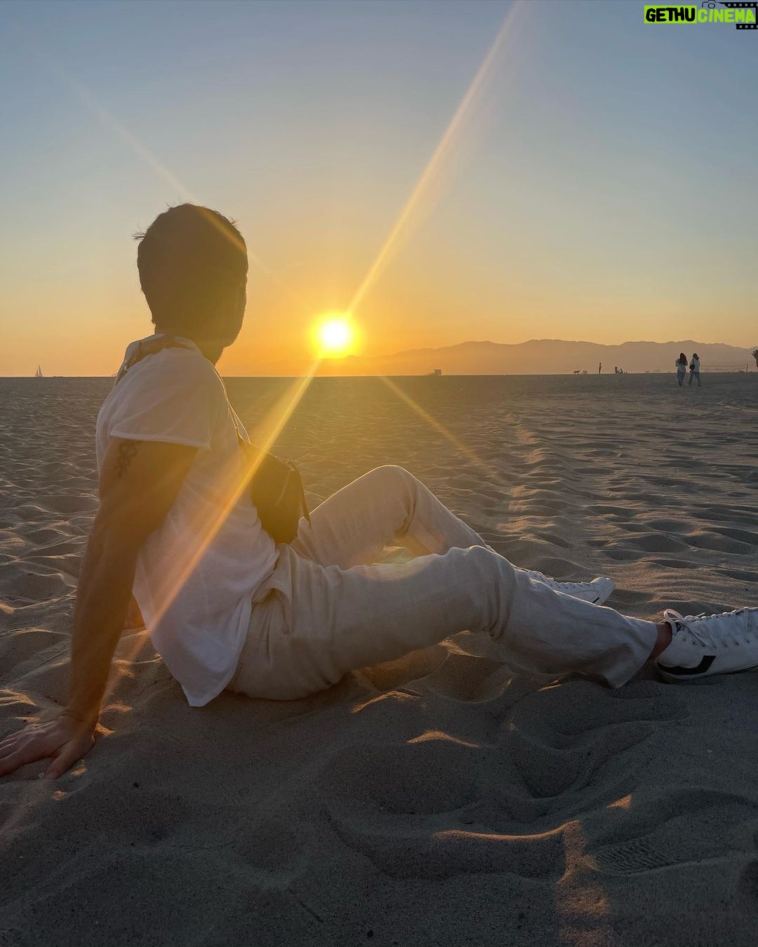 Mariano Martínez Instagram - Hora dorada ☀️