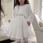 Mariano Martínez Instagram - Soñado todo el outfit que le hicieron a medida para Alma @coco.bsas . . ella está feliz y se le nota en sus ojos y sonrisa. Para un papá es lo más hermoso del universo ver a un hijo feliz. Todo lo que tienen es divino , vestidos ,sacos,ballerinas.Otro nivel. Felicidades @coco.bsas 🙏🏻🫶