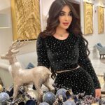 Marina Alobaidi Instagram - Happy new year 🎄✨♥️ ❄️🎄 كل عام وانتو احلى متابعين كل عام وانتو بافضل الاحوال . 2023 …loading . #مارينا_العبيدي #ملكة_جمال_العرب #missarabworld2021🇮🇶 #christmas #happynewyear #amman #jordan The Ritz-Carlton, Amman