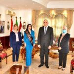 Marina Alobaidi Instagram - ‎تشرفت بلقاء سعادة سفير جمهورية العراق ‎في مصر، المندوب الدائم لدى جامعة الدول العربية ‎الدكتور احمد نايف الدليمي ‎في مقر سفارتنا في القاهرة. وابدى استعداد السفارة للتعاون ودعم فكرة مشروعي الانساني الذي قدمته خلال تتويجي بلقب ملكة جمال العرب. جزيل الشكر لسعادة السفير وكادر السفارة الرائع لحسن الضيافة والاستقبال🇮🇶 . . @missarabofficial #مارينا_العبيدي #missarabworld2021 #iraq #egypt Cairo, Egypt
